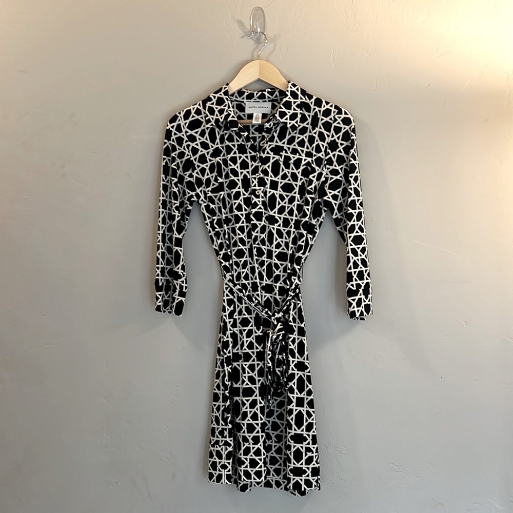 Donna Morgan Knee-Length 3/4-sleeve Dress, black and white print, Size US 6